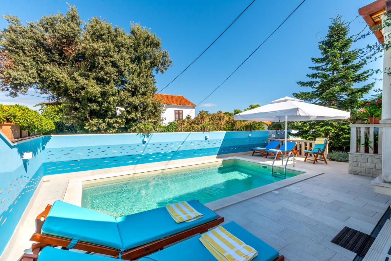 Apartments Villa Camellia - Adults Only Supetar Exterior foto
