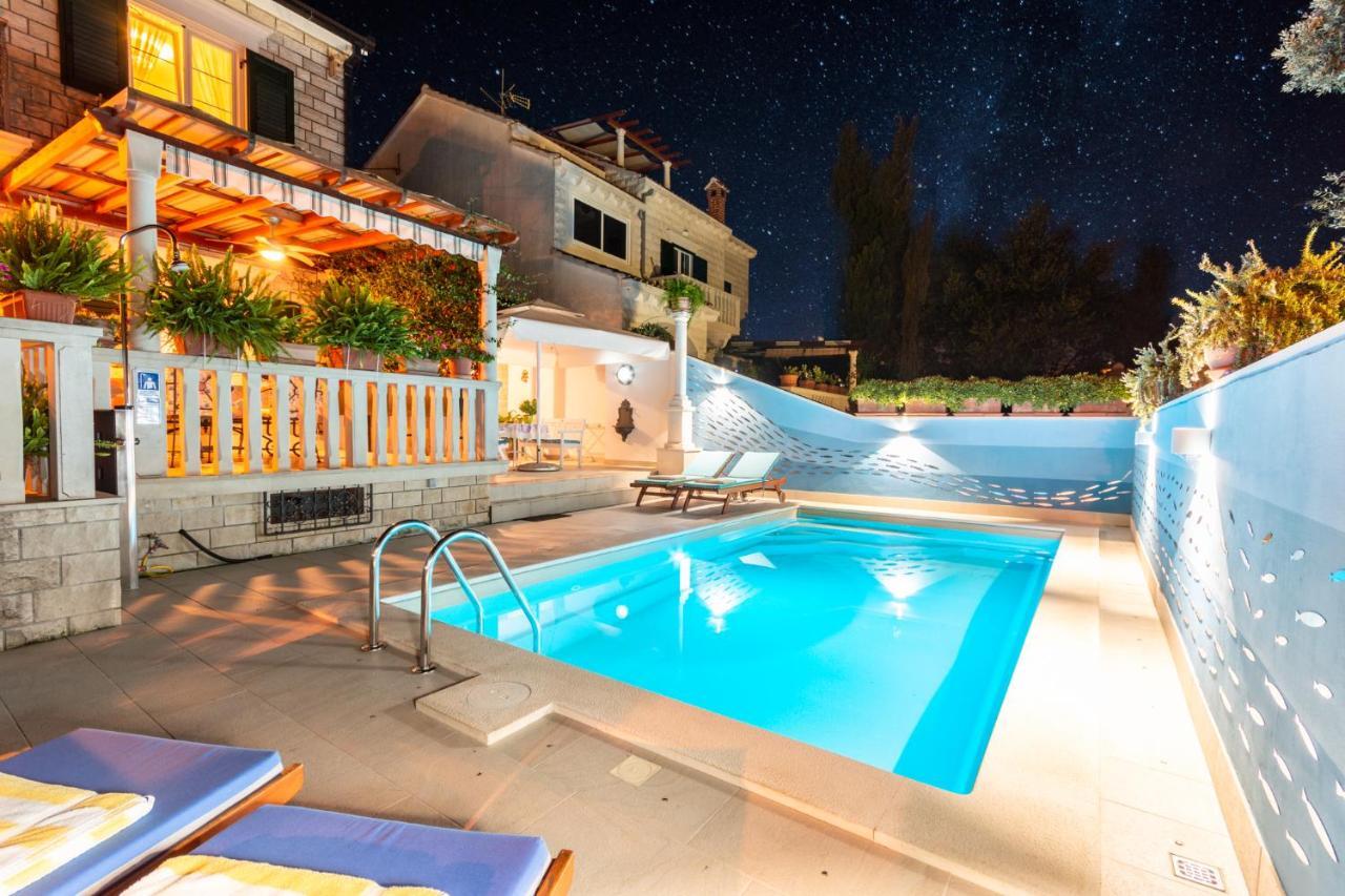 Apartments Villa Camellia - Adults Only Supetar Exterior foto