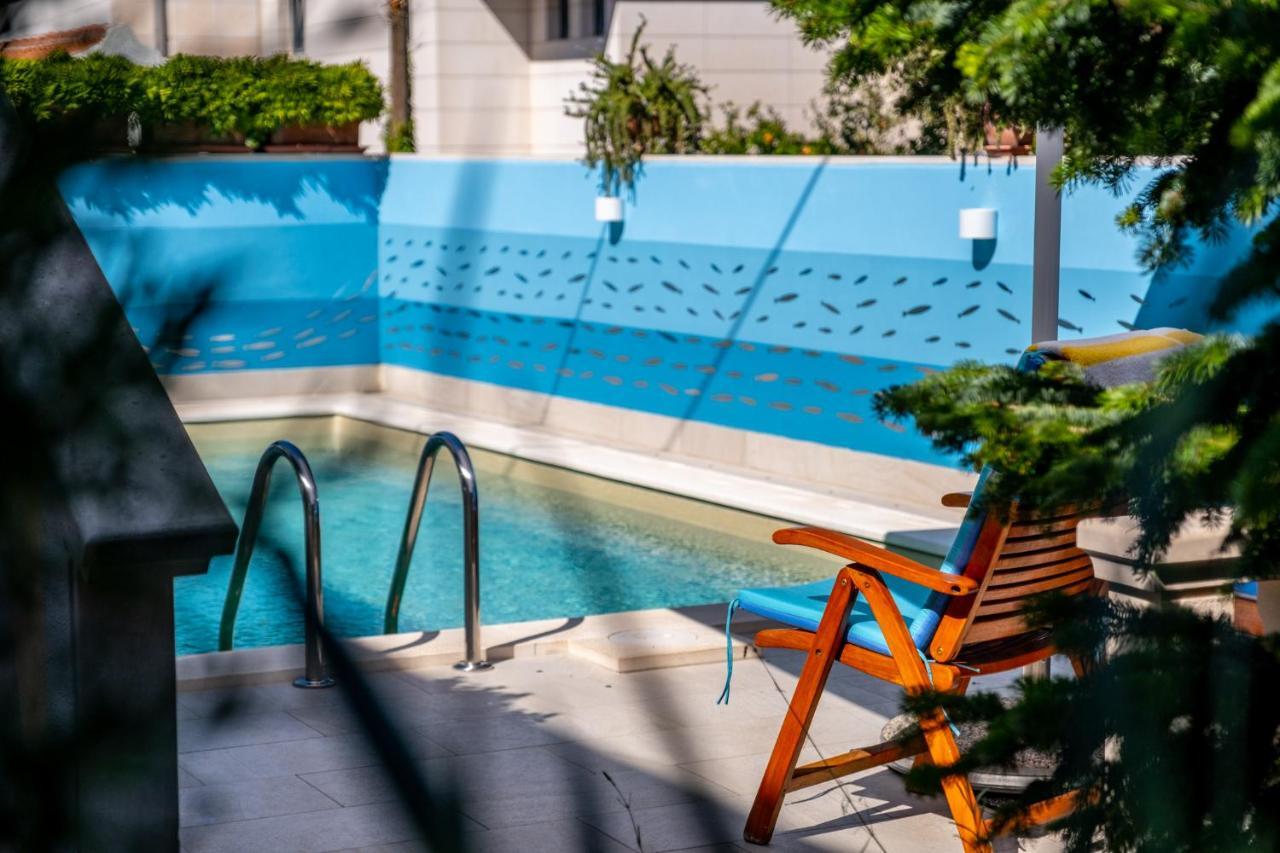 Apartments Villa Camellia - Adults Only Supetar Exterior foto