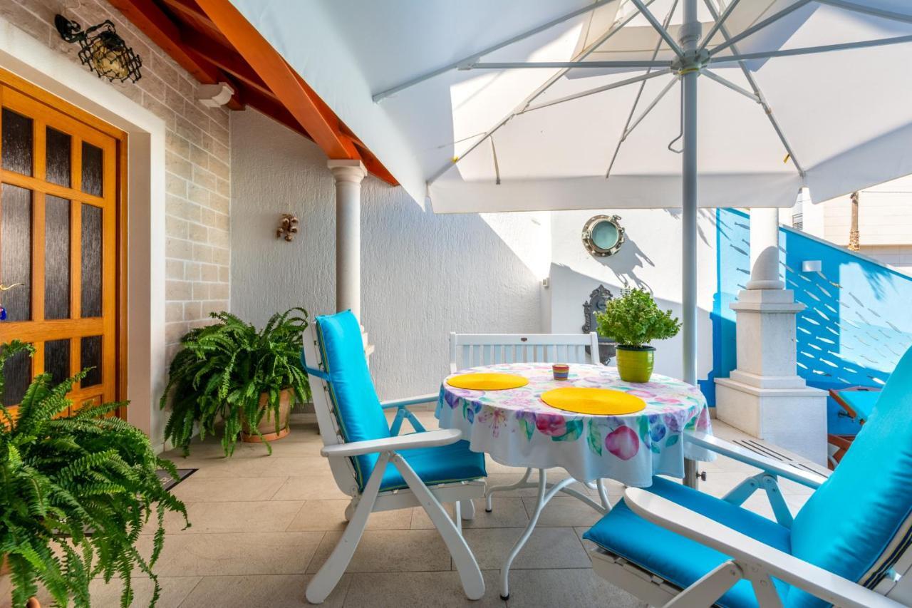 Apartments Villa Camellia - Adults Only Supetar Exterior foto